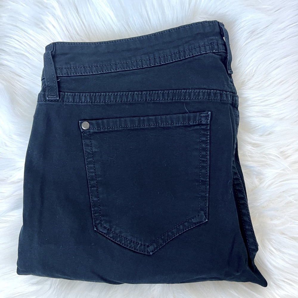 Women’s Genetic Denim Skinny Jeans - Size 31